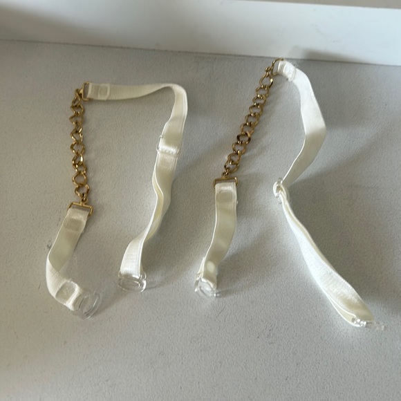 $5 add on white bra strap with gold chain detail one size - Picture 3 of 5